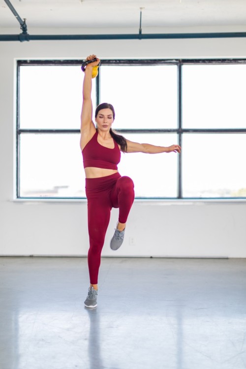 SOUFFRES-TU DE DÉBALANCEMENTS MUSCULAIRES ? VOICI POURQUOI IL EST ESSENTIEL DE TRAVAILLER TOUS LES MUSCLES DANS TON CORPS